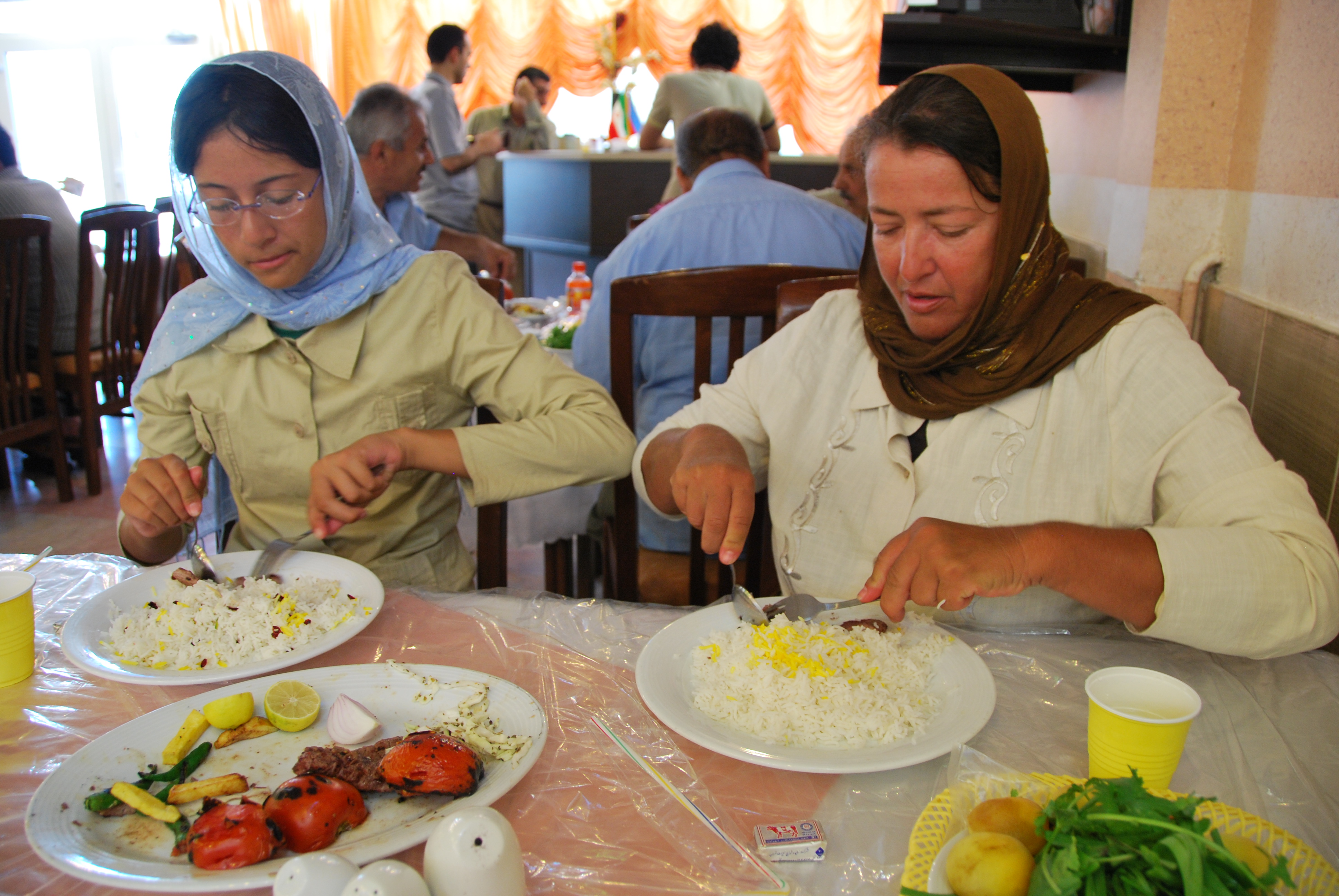 Iran-Astara/AstaralunchDSC_0058.JPG