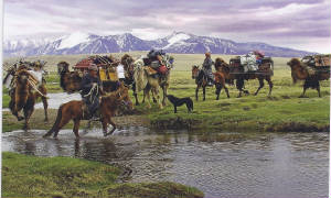 Mongolia/nomadcamelhorse_640x385.jpg